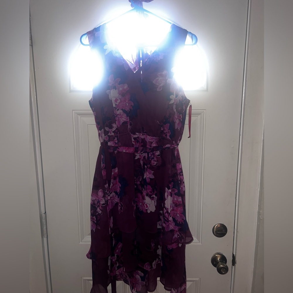 Jennifer Lopez dress size large new w/o tags floral - Picture 9 of 9